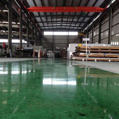 宇達(dá)無機(jī)地坪固化劑應(yīng)用工藝簡述